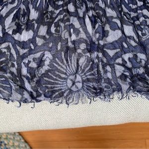 Navy medallion silk blend scarf. 20X70